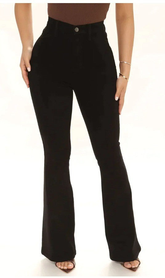 High-waisted Straight-leg Jeans That Are Slimming And Figure-flattering